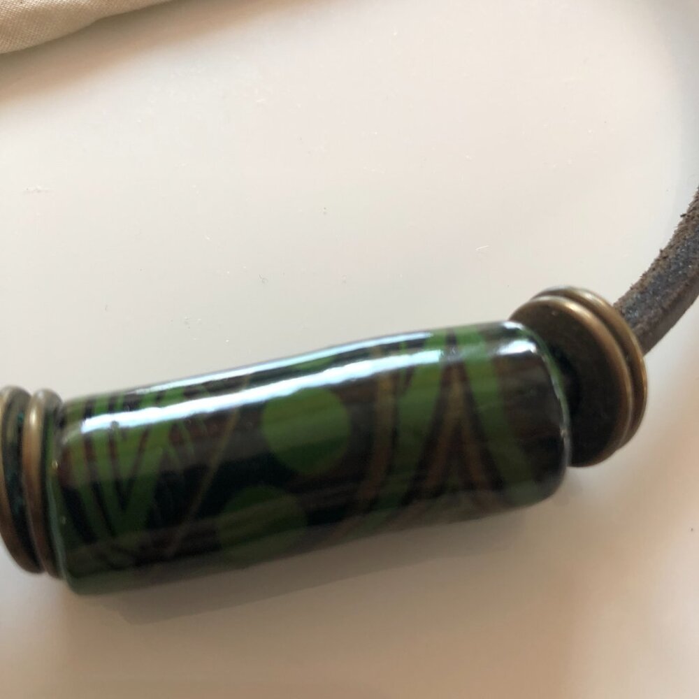 Hand-crafted choker - Picture 3 of 4